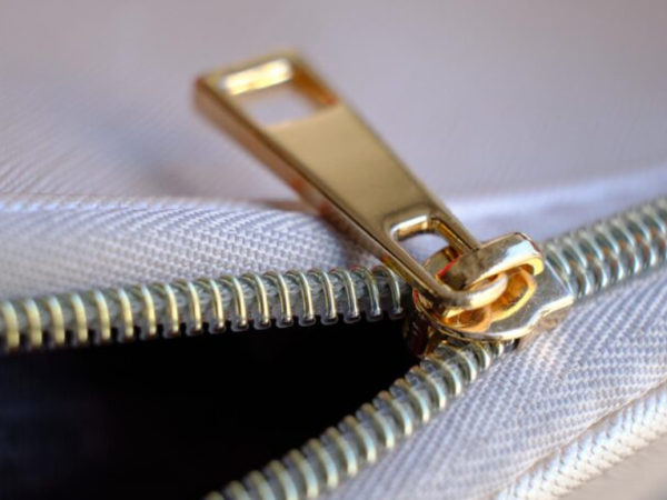 Como o zíper certo pode facilitar suas criações de bolsas?