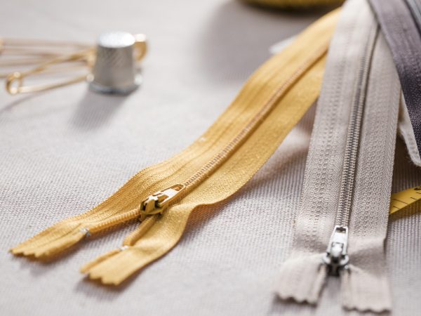 O guia de como usar cursor de zíper para obter resultados profissionais em costura