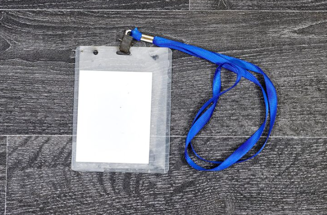 Salva celular e porta crachá pvc: Como criar acessórios funcionais e estilosos?